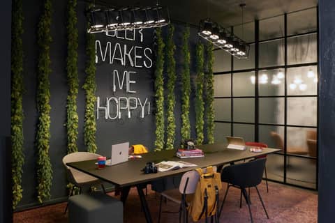 Moxy Edinburgh — photo 4