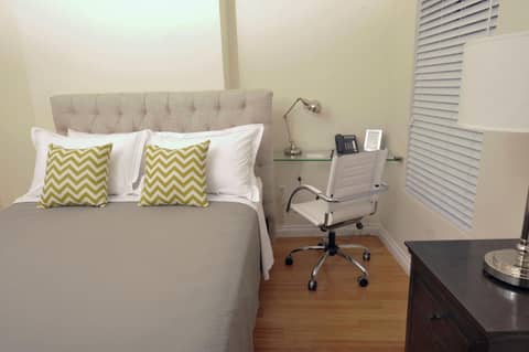 Bricco Suites — hotel room