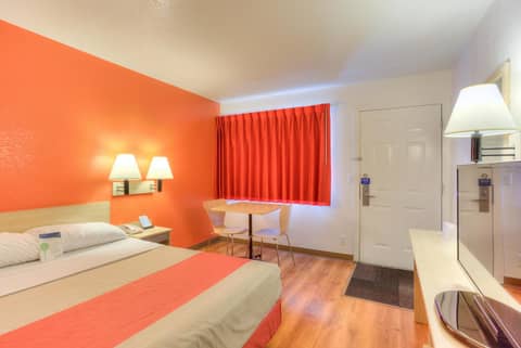 Motel 6-Tigard, OR - Portland South - Lake Oswego — photo 8