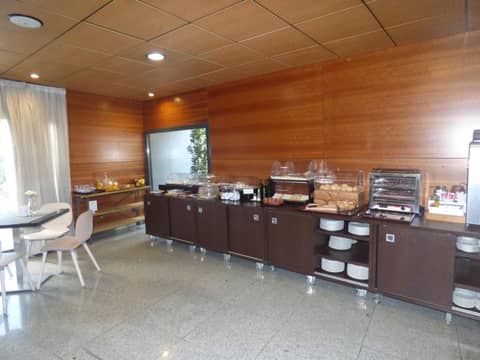 Eco Via Lusitana — dining