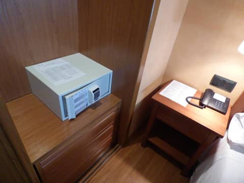 Eco Via Lusitana — hotel room