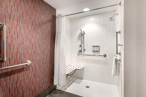 Cambria Hotel Denver Downtown RiNo — photo 4