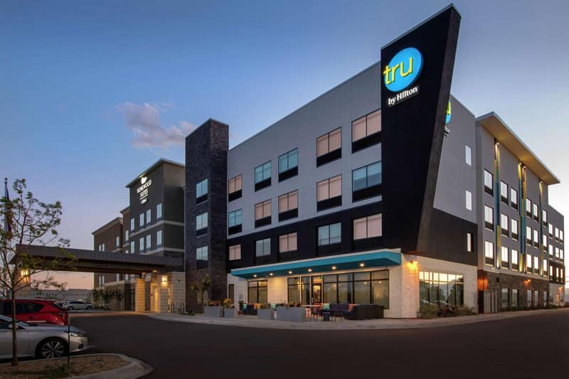 Tru By Hilton Denver Airport Tower Road — building