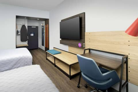 Tru By Hilton Denver Airport Tower Road — photo 5