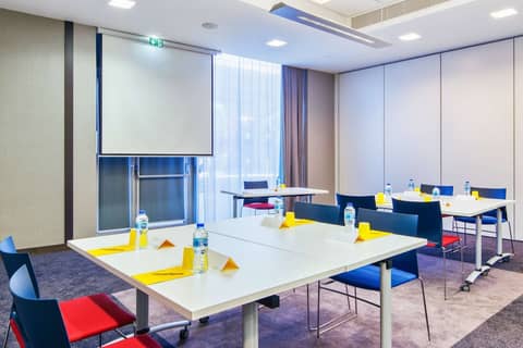 Golden Tulip Marseille Euromed — photo 7