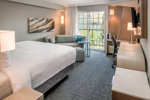 Courtyard by Marriott Portland North — photo 7