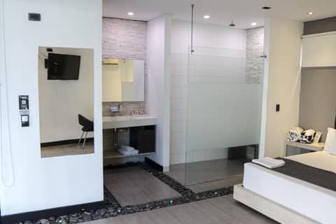 Hotel 47 Medellin Center — photo 4