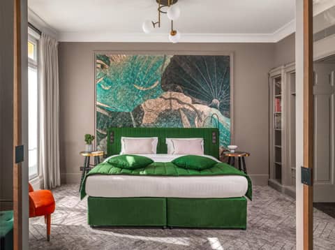 M Social Hotel Paris — hotel room