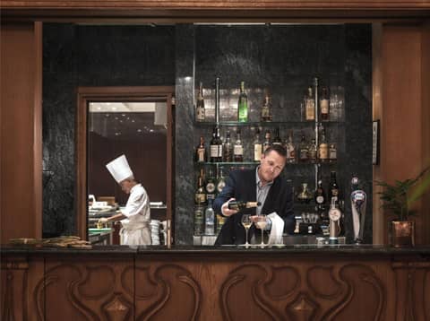 M Social Hotel Paris — dining