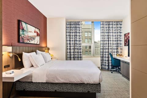 Hilton Garden Inn New Orleans French Quarter/CBD — hotel room