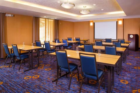 Courtyard by Marriott Richmond Northwest — photo 3