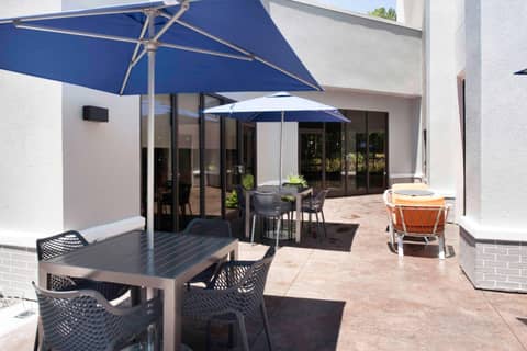 Hampton Inn Northwood — photo 3