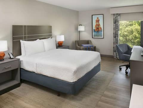 Hampton Inn Northwood — photo 9