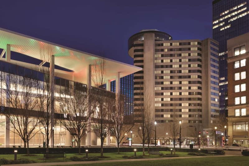 Hyatt Regency Louisville — building