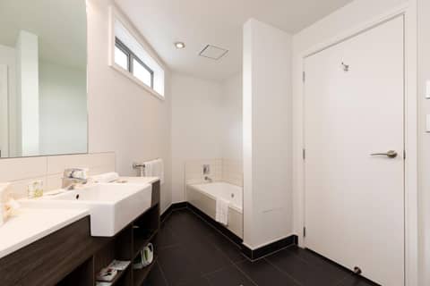 Oaks Auckland Hotel — photo 6