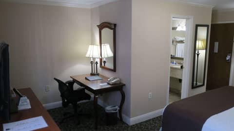 Best Western Plus French Quarter Courtyard Hotel — photo 5