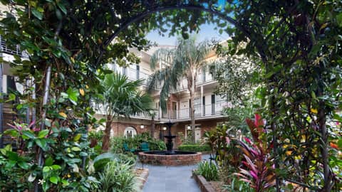 Best Western Plus French Quarter Courtyard Hotel — photo 6