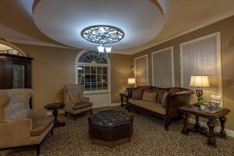 Best Western Plus French Quarter Courtyard Hotel — photo 8