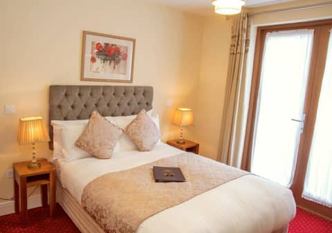 Baggot Court Townhouse — photo 2