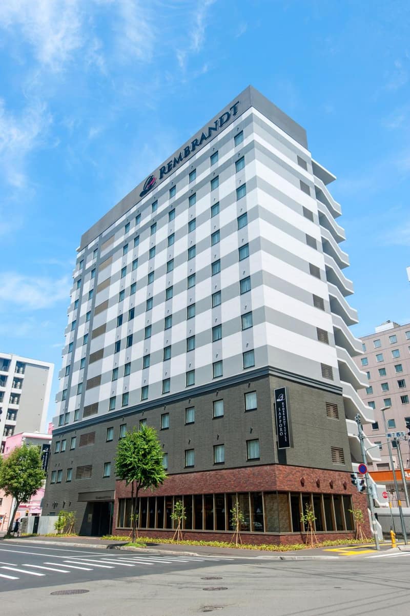 Rembrandt Style Sapporo — building