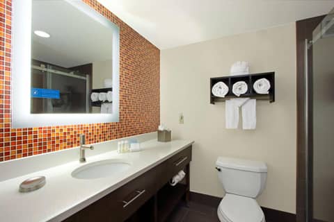 Hampton Inn & Suites Columbus-Downtown, Ohio — photo 4