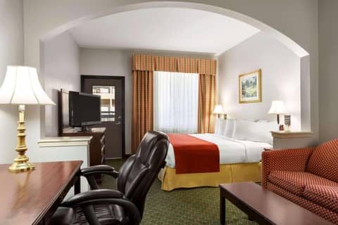 Country Inn & Suites by Radisson, Fort Worth West l-30 NAS JRB — photo 8