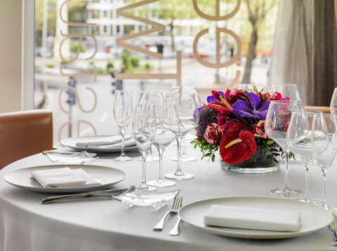 H10 London Waterloo — restaurant