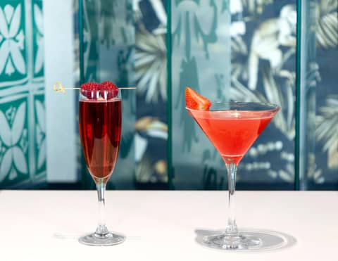 H10 London Waterloo — bar