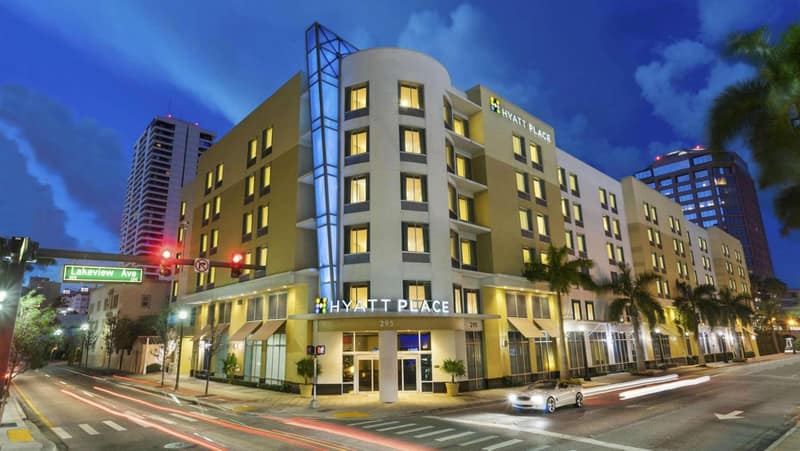 Hyatt Place West Palm Beach — building