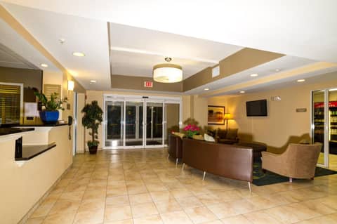 Candlewood Suites Fort Myers Interstate 75 by IHG — photo 2