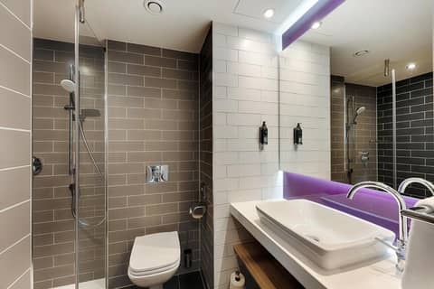 Premier Inn Frankfurt Westend — photo 5