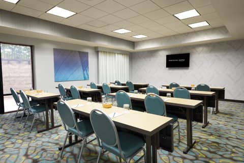 SpringHill Suites St. Louis Brentwood — photo 3