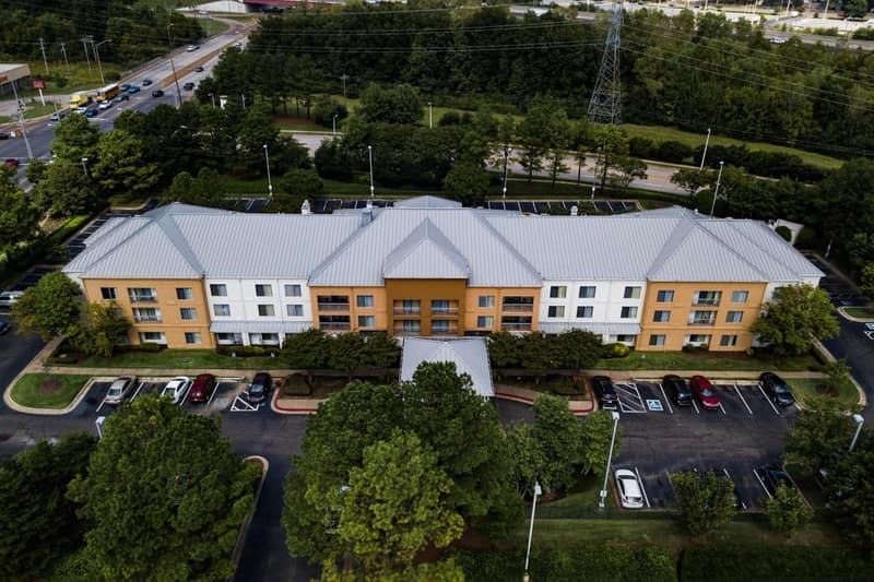 Courtyard Memphis East/Bill Morris Parkway — building