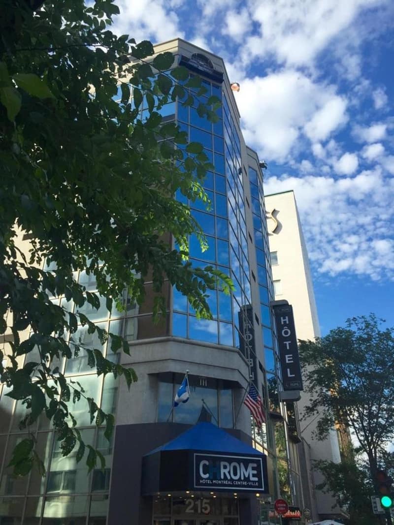 Hotel Chrome Montreal Centre-Ville — building