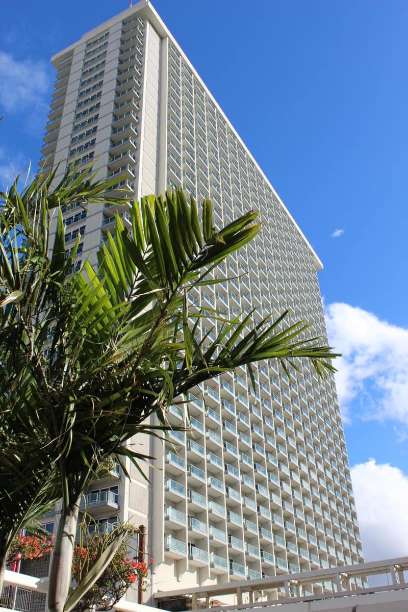 LSI Resorts at Ala Moana — building