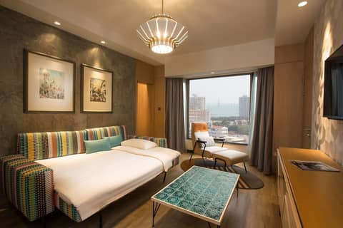 JEN Penang Georgetown by Shangri-La — hotel room