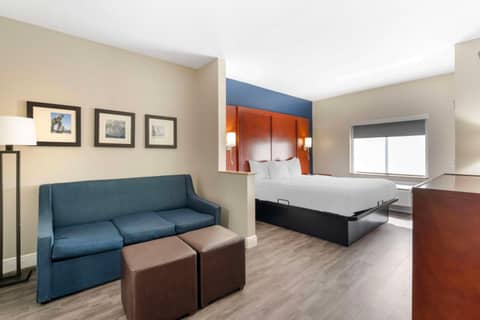 Comfort Suites West Jacksonville — photo 9