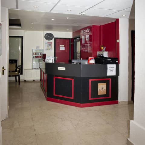 Hipotel Paris Voltaire Bastille — recepcion & lobby