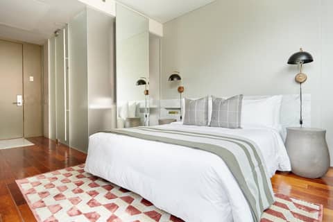 Nester Finn Entertainment District — bedroom