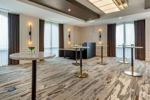 Cambria Hotel Houston Downtown Convention Center — photo 7