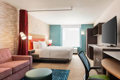 Home2 Suites By Hilton Milwaukee West — photo 4
