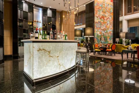 Century Park Hotel — lounge