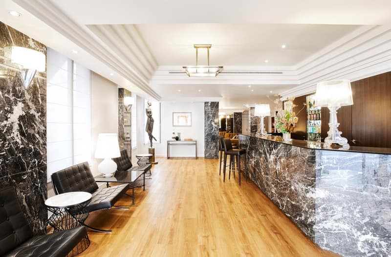 Plaza Tour Eiffel — recepcion & lobby
