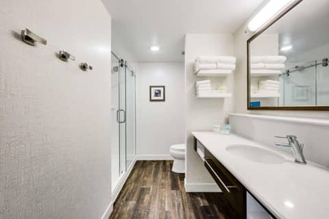 Hampton Inn & Suites Fort Worth Downtown — photo 3