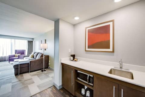 Hampton Inn & Suites Fort Worth Downtown — photo 6