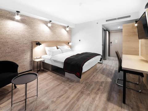 DORMERO Hotel Budapest — hotel room