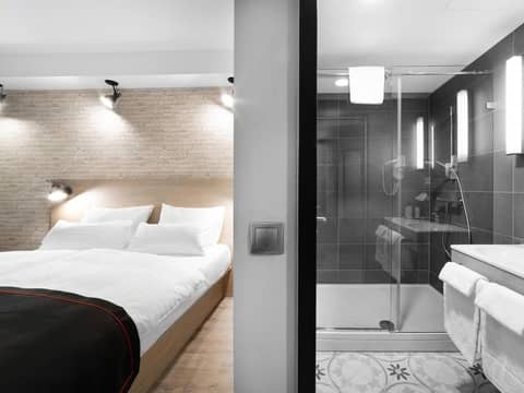 DORMERO Hotel Budapest — hotel room