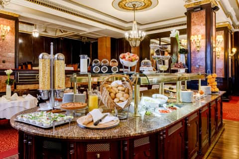 Danubius Hotel Astoria City Center — photo 4