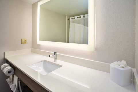 Holiday Inn Express Nashville Airport by IHG — photo 6
