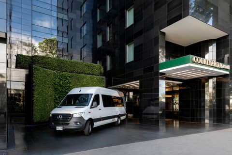 Courtyard by Marriott Bogota Airport — photo 9
